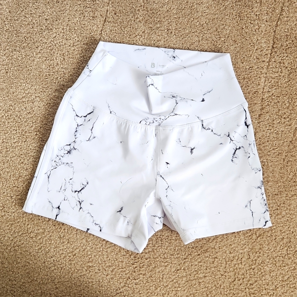 Buffbunny Collection Limitless Short - White Marble